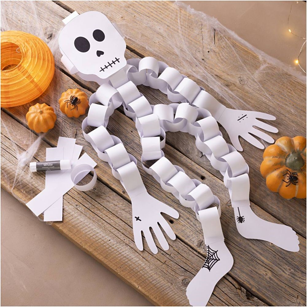 Maak je eigen papieren skelet voor Halloween