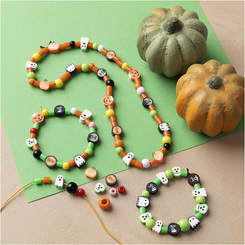 Griezelige Halloween-sieraden met spinnen en spoken