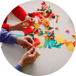 Papier en knutselen - ontdekken, maken en combineren