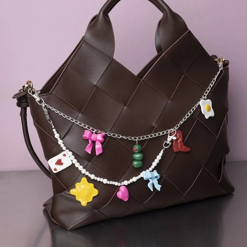 Bedelketting maken van klei voor je tas of sleutelbos