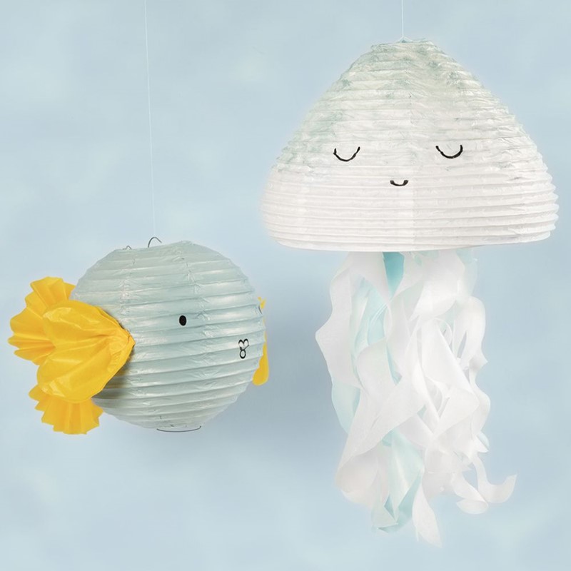 Vis en kwal lampionnen maken van rijstpapierlampen